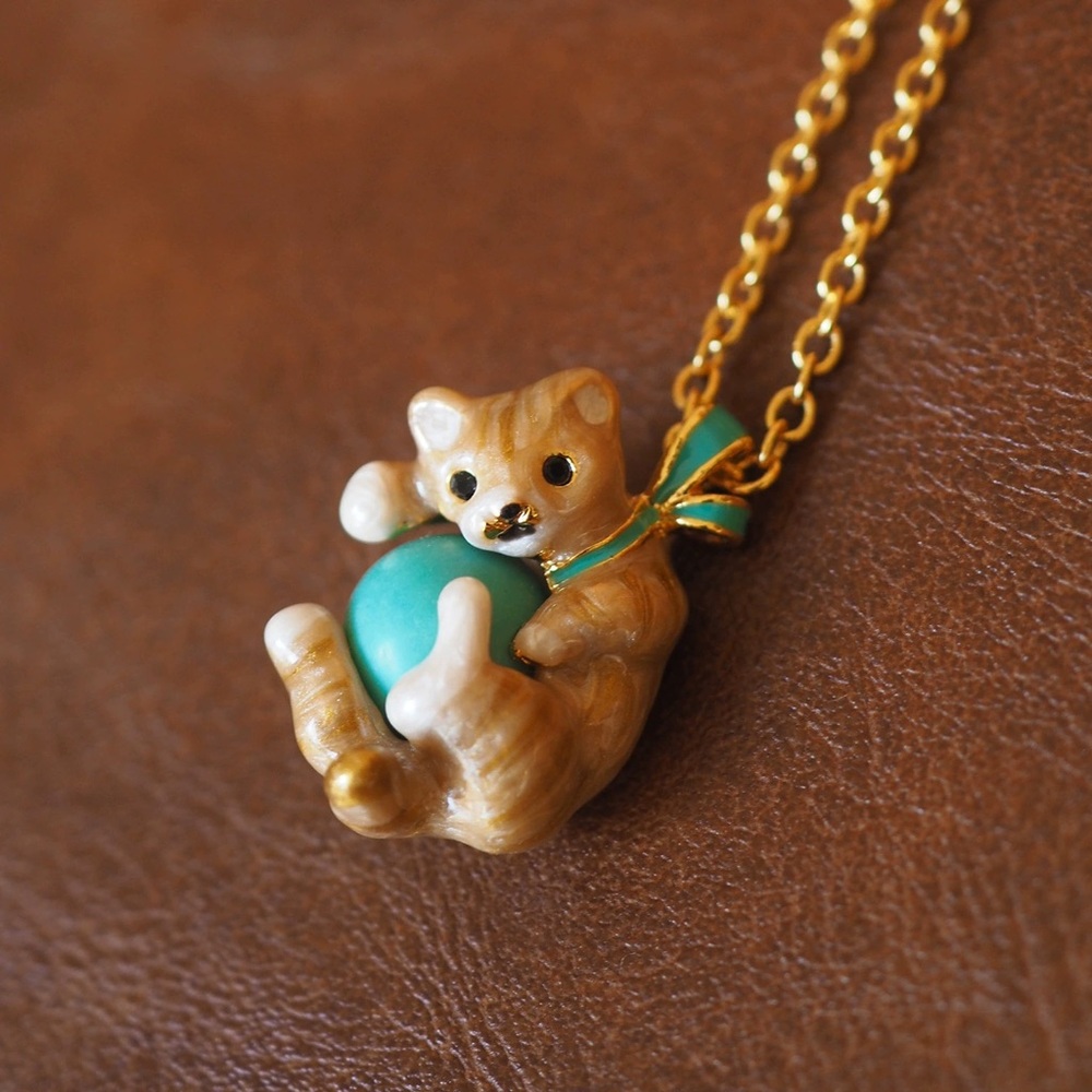 Gold and Brown Cat Pendant Necklace